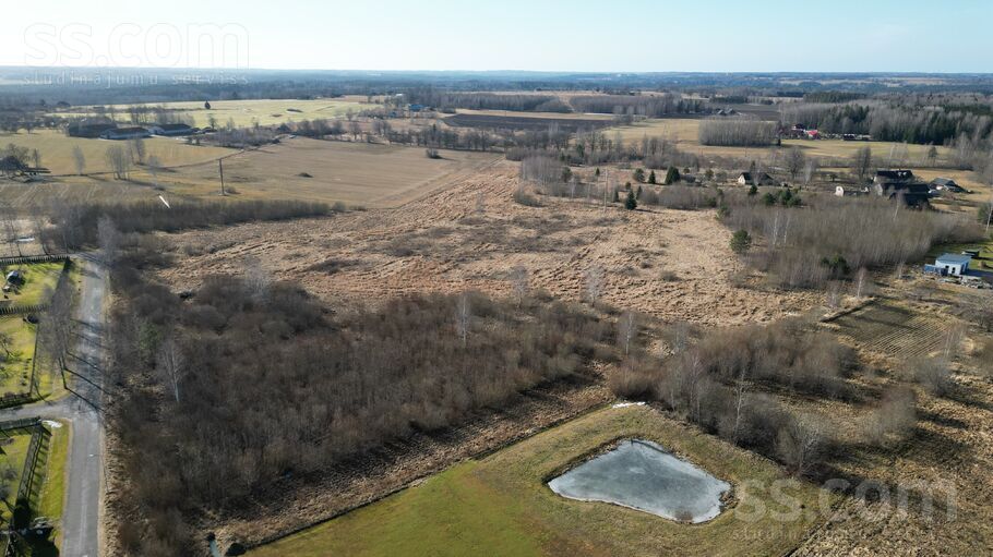 Pie Līvānu mājām, Cēsis un raj., Liepas pag. — zeme