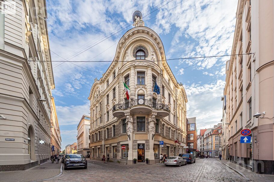 Teātra 9, Rīga — maja