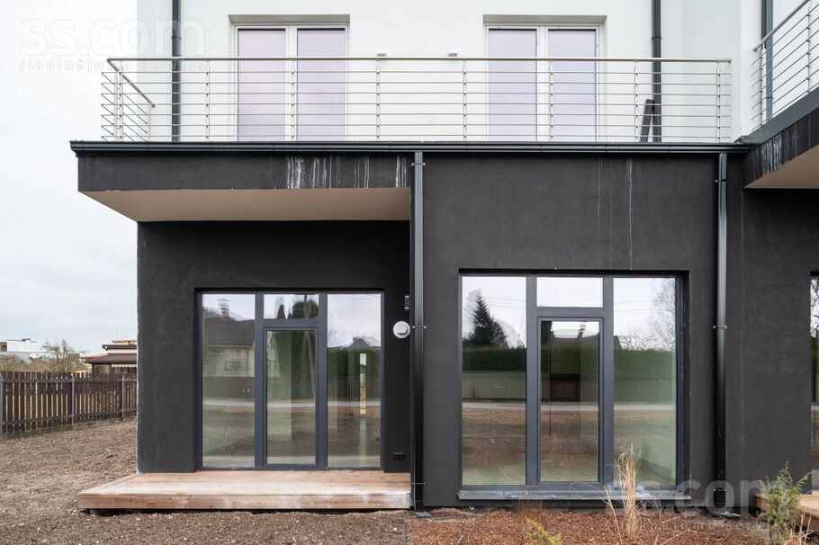 Rītausmas iela 1, Mārupe, Rīgas rajons, Mārupes pag. — dzivoklis