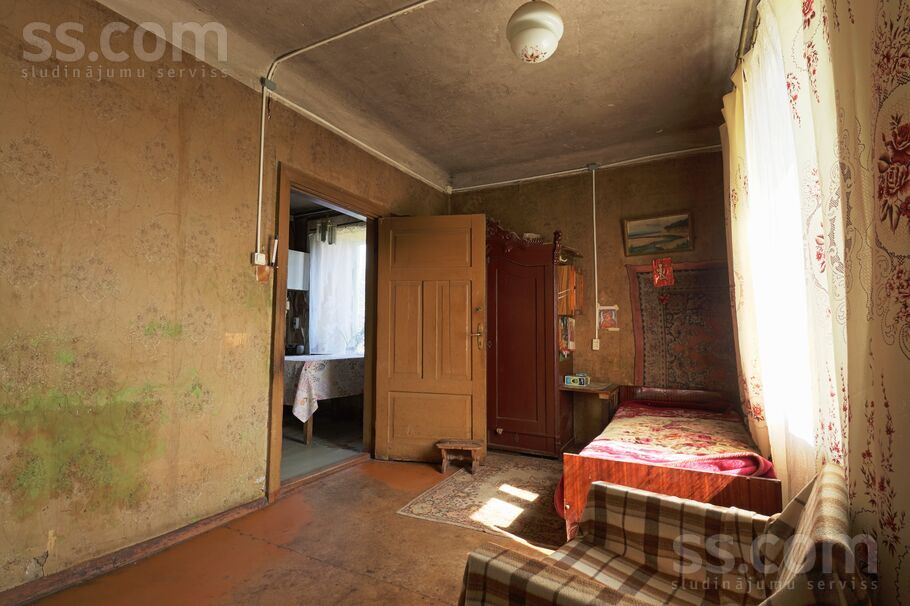 Kalna Vērsēni, Aizkraukle un raj., Klintaines pag. — maja