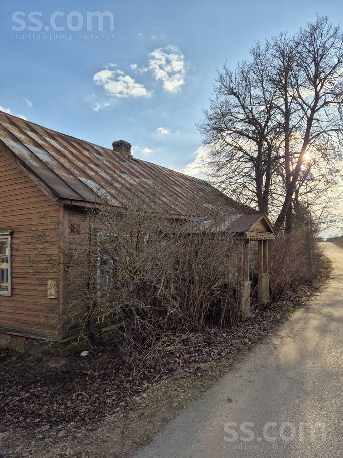 Skolas iela 6, Kaunata, Rēzekne un raj., Kaunatas pag. — maja