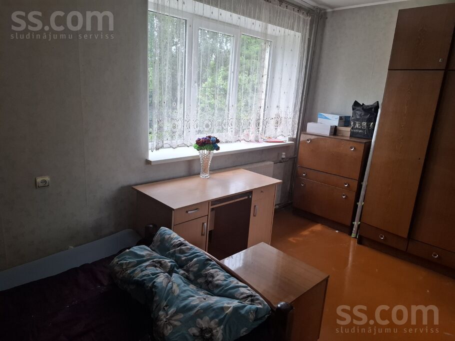 Vītiņu 4b, Dobele un raj., Auce — dzivoklis