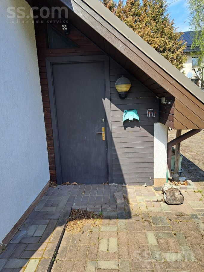 Lašu 7, Carnikava, Rīgas rajons, Carnikavas nov. — maja