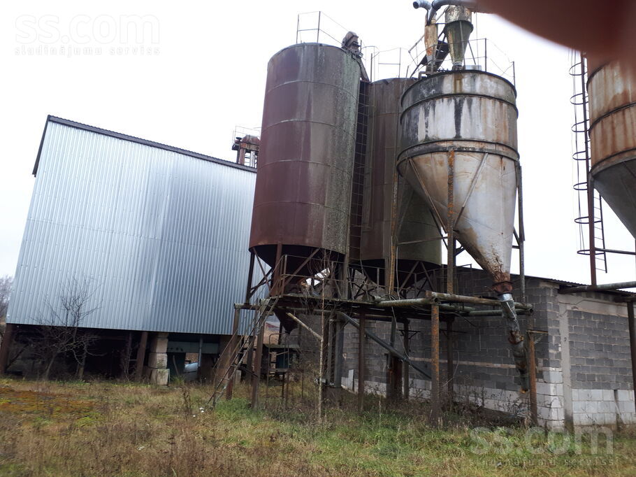 Draudzibas 3, Medumi, Daugavpils un raj., Medumu pag. — telpa