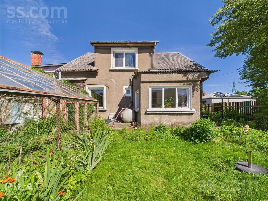 Egļu iela 30, Liepāja un raj., Liepāja — maja