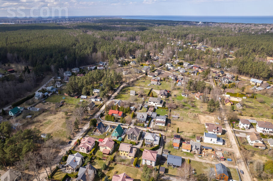 Kalnu iela 25bk-2, Jūrmala — maja