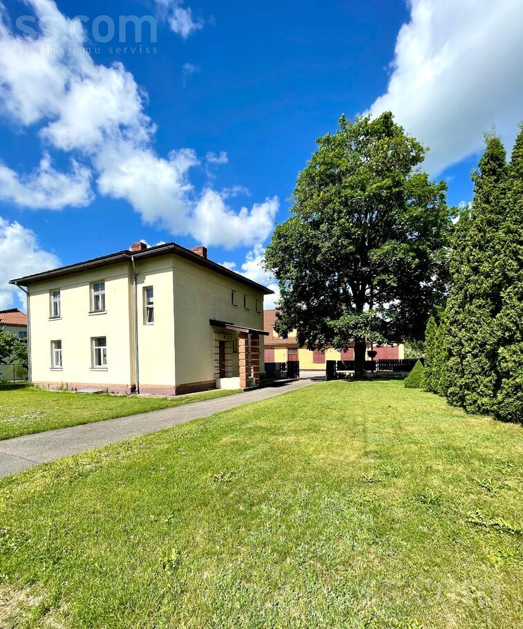 Jūras iela 23, Limbaži un raj., Limbaži — maja