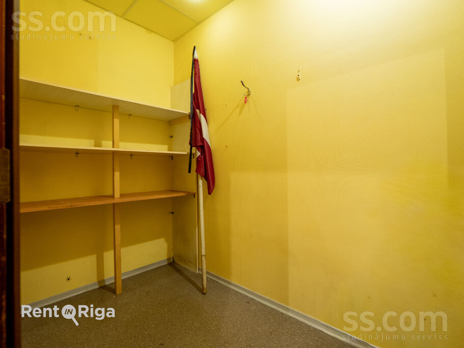 Dammes 9a, Rīga, Imanta — telpa