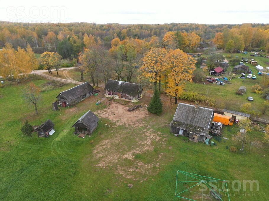 Biržkalna ezers, Kapiņi, Preiļi un raj., Aglonas pag. — zeme