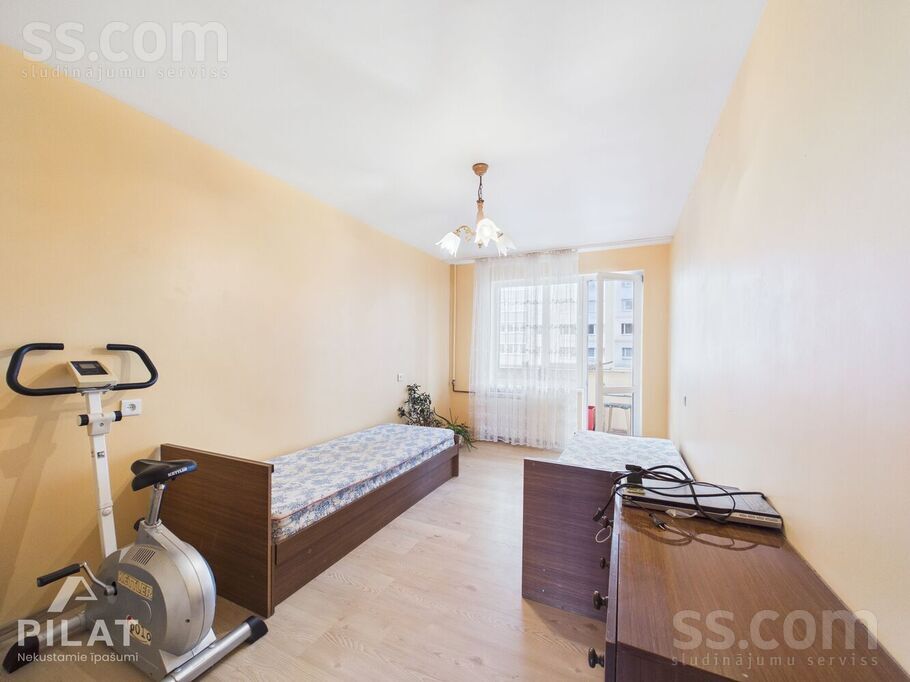 Reiņu meža iela 2, Liepāja un raj., Liepāja — dzivoklis