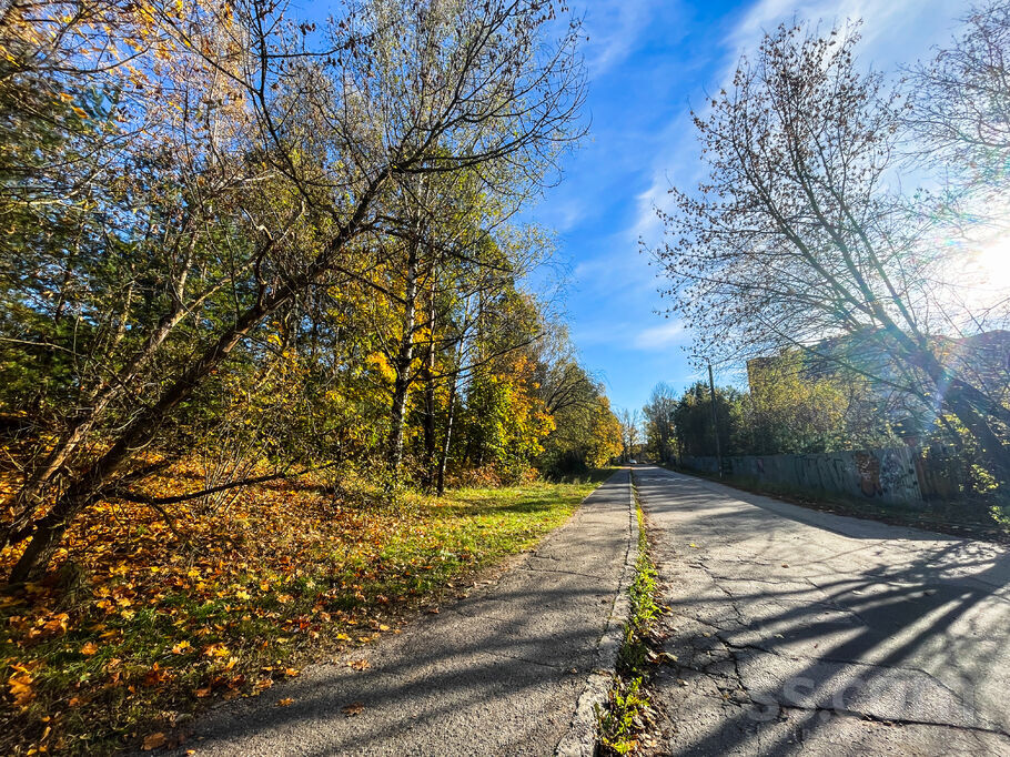 Vecāķu pr. 7, Rīga — zeme