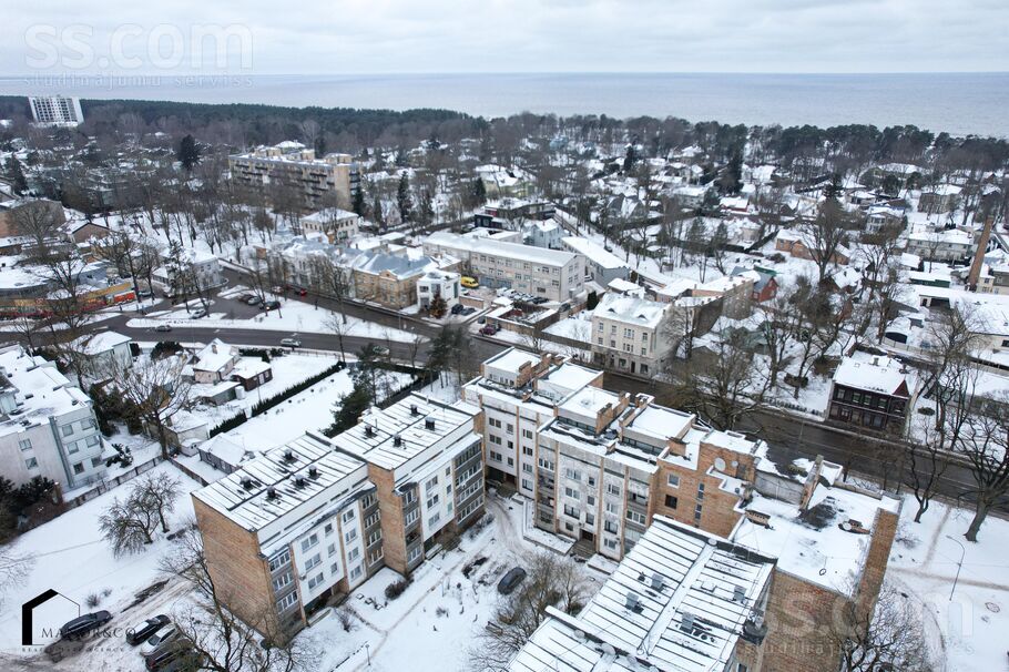 Dubultu prospekts 10, Jūrmala — dzivoklis