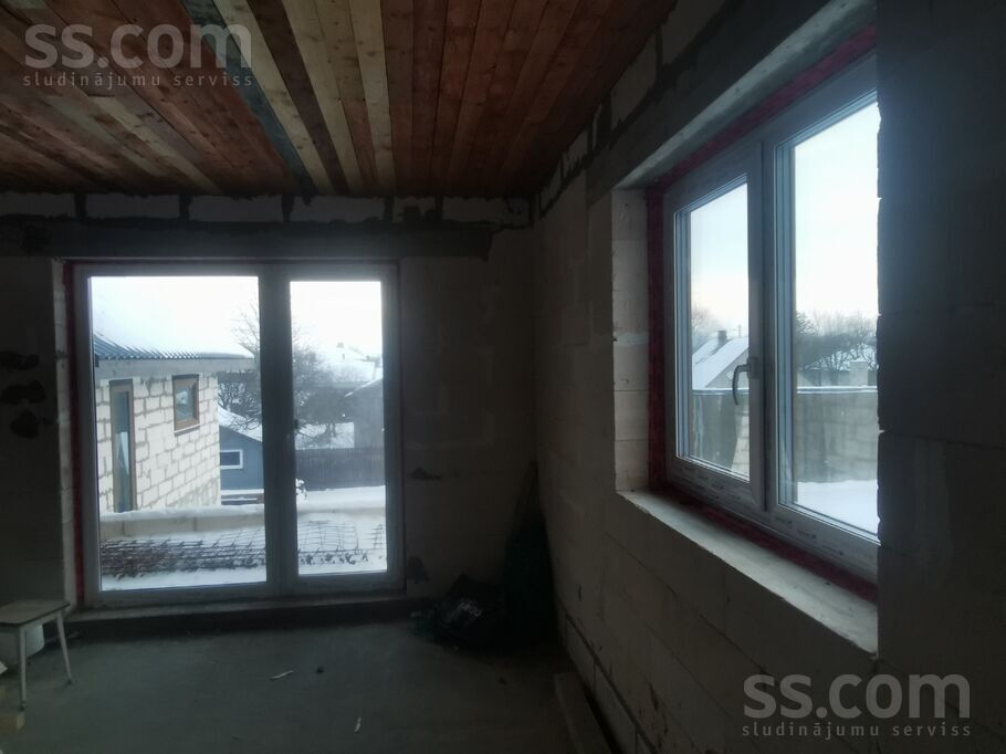 Saules 107, Ventspils un raj., Ventspils — maja