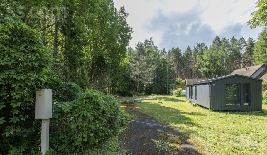 Brūkleņu iela 2, Jūrmala — zeme