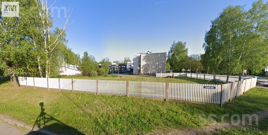 Liedes 27, Rīga — zeme