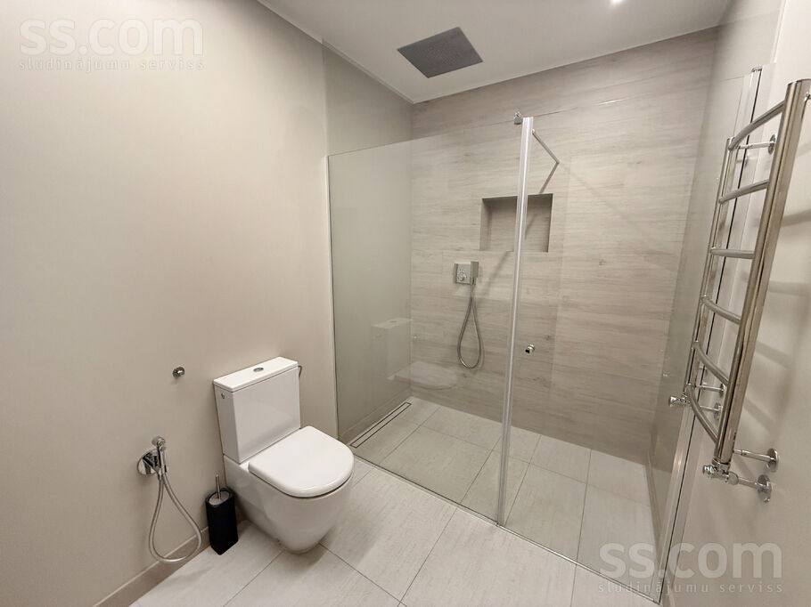 Zvejnieku 24, Rīga — dzivoklis