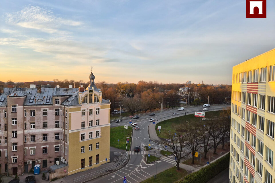 Klusā iela 18, Rīga