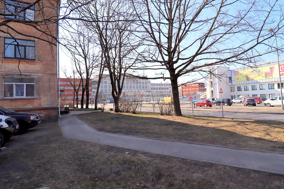 Eglaines iela 2, Rīga