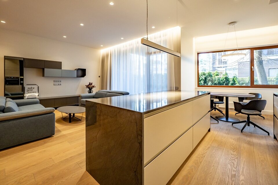 Dzintaru prospekts 36, Jūrmala