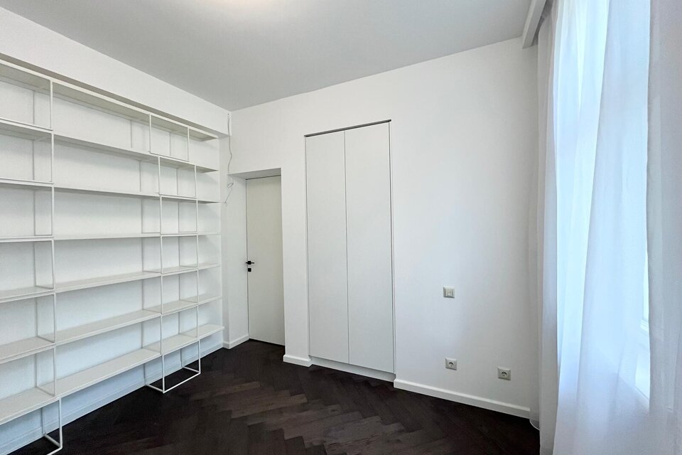 Siguldas prospekts 48, Rīga