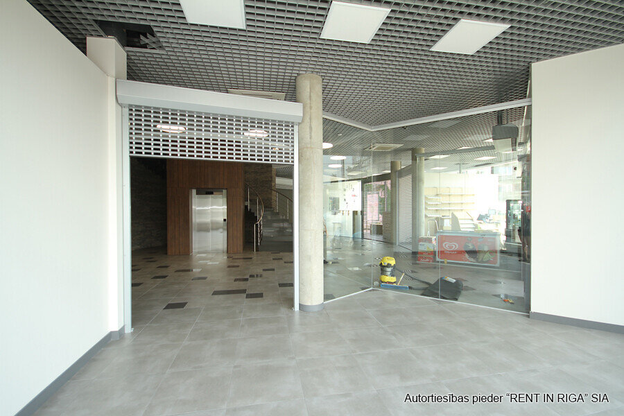 Vaidavas iela 12, Rīga