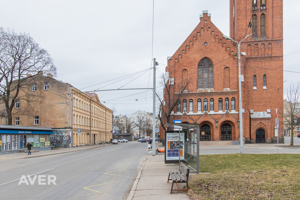 Brīvības iela 117, Rīga