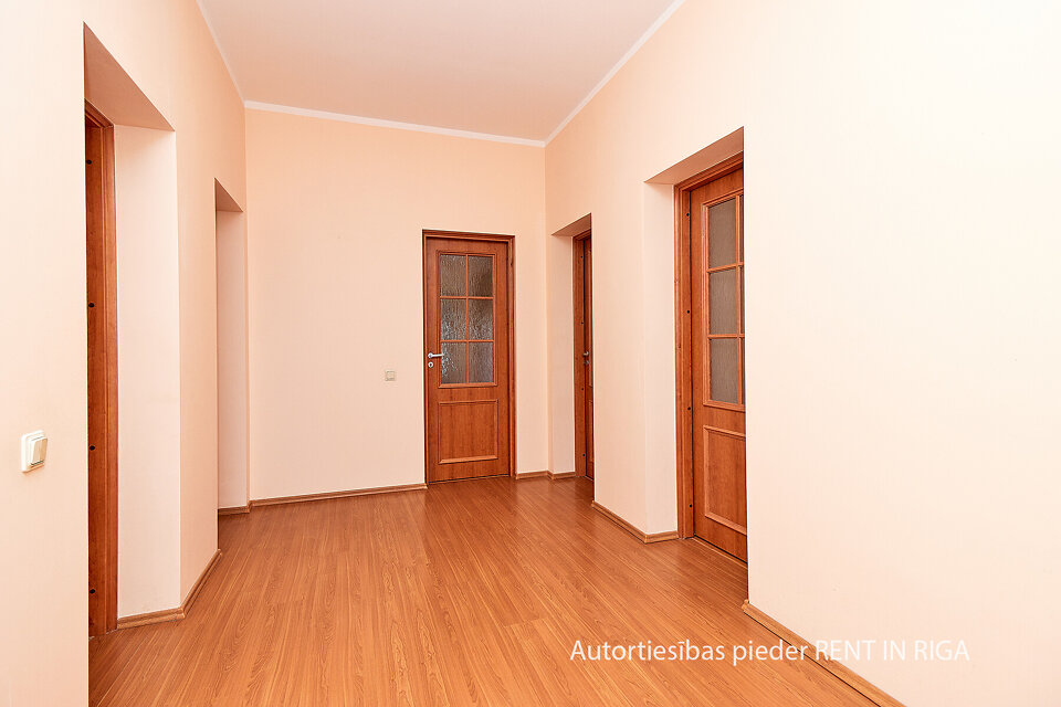 Bauskas iela 5, Jūrmala