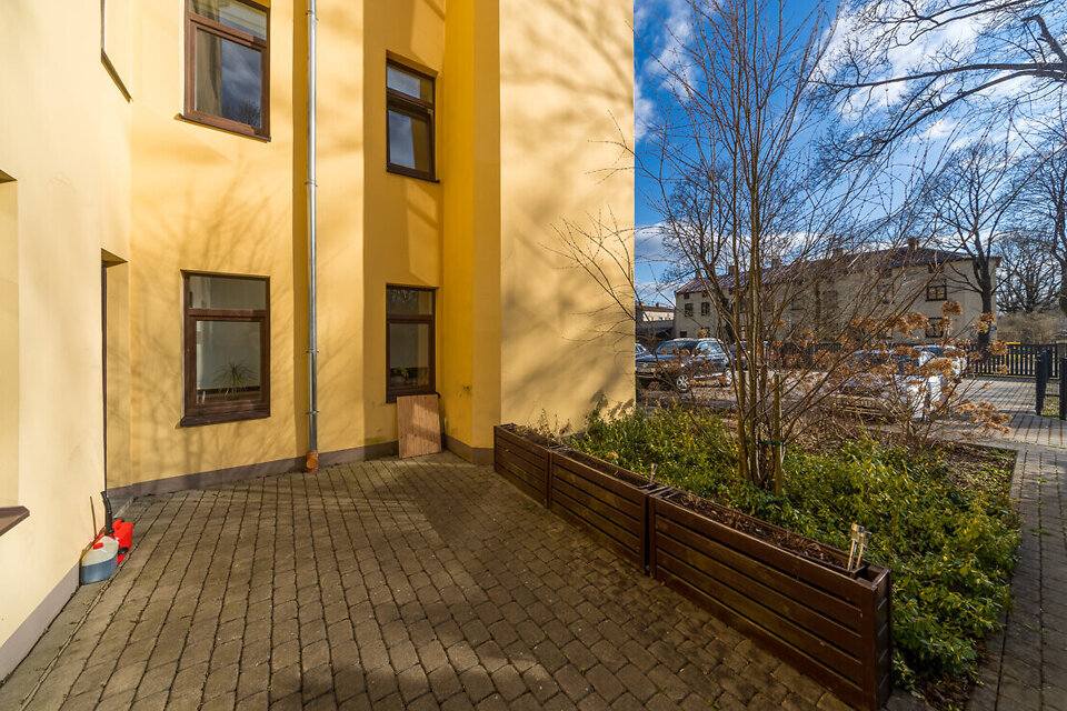 Īves iela 3, Rīga