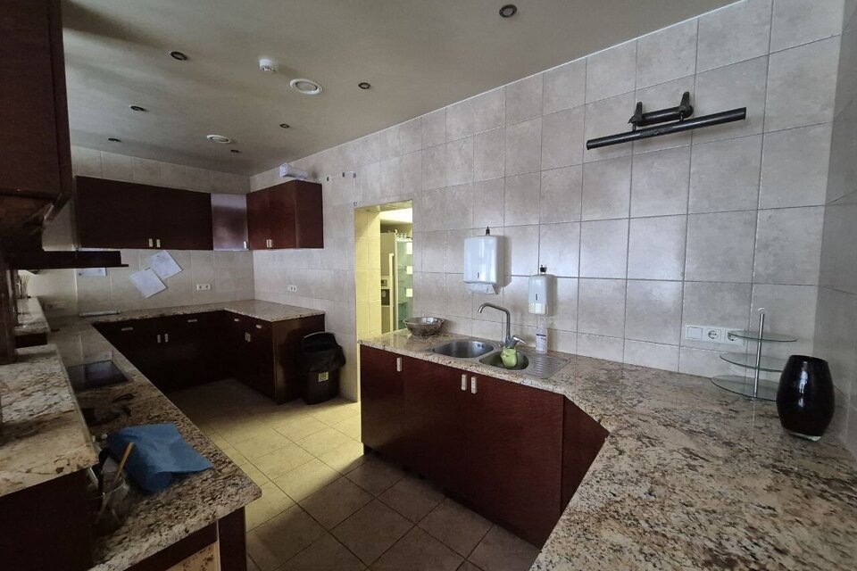 Lidoņu iela 28A, Rīga