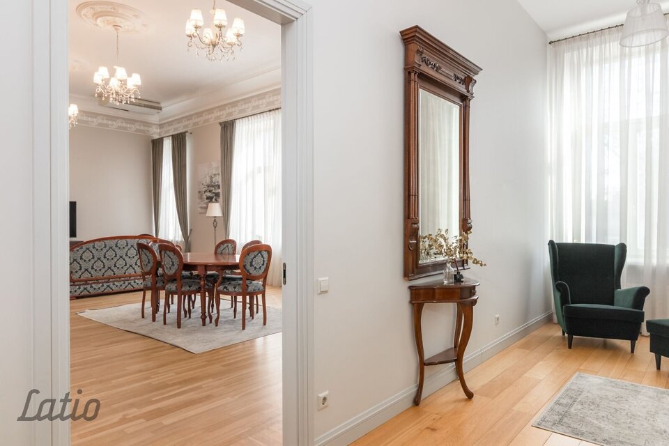 Dubultu prospekts 19, Jūrmala