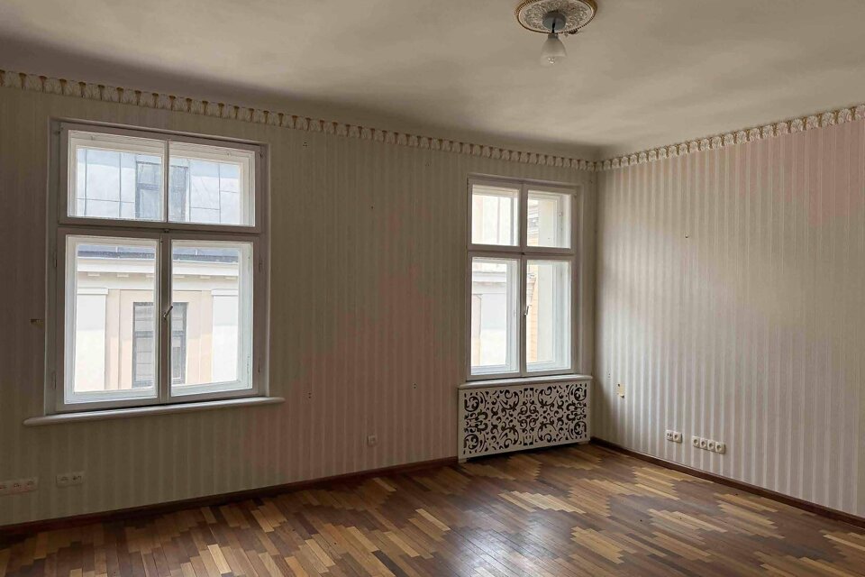 Teātra iela 9, Rīga