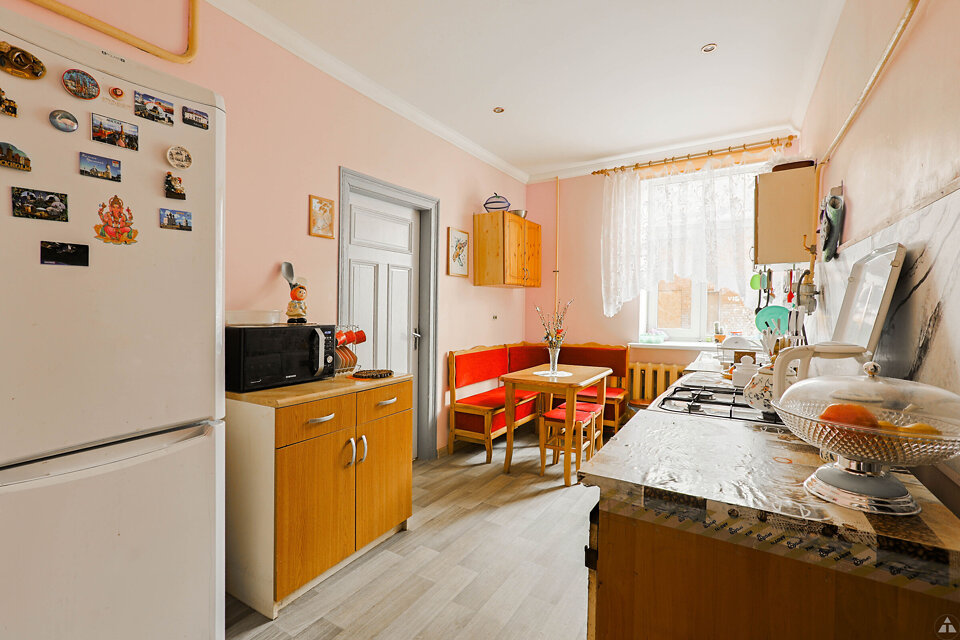 Vārnu iela 11a, Rīga