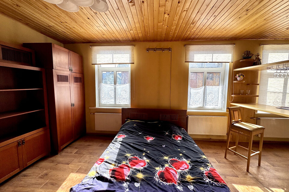 Viļa Plūdoņa iela 4b, Rīga