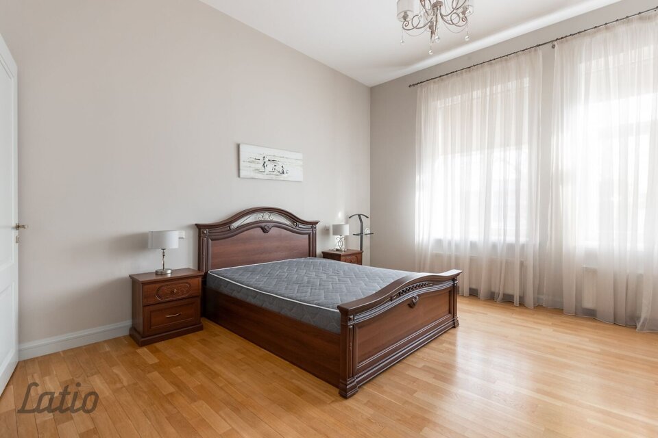 Dubultu prospekts 19, Jūrmala