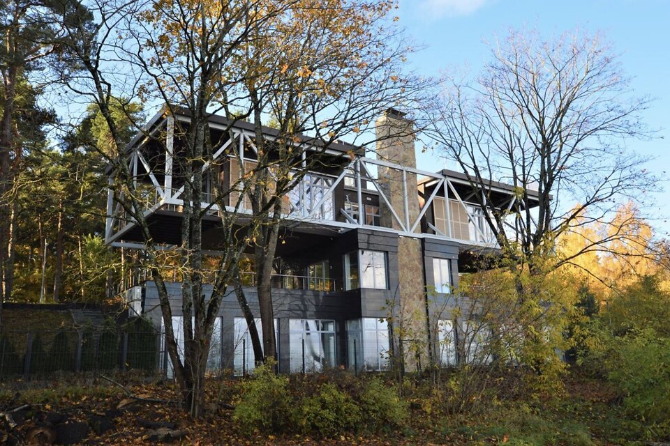 Ezermalas iela 44, Rīga