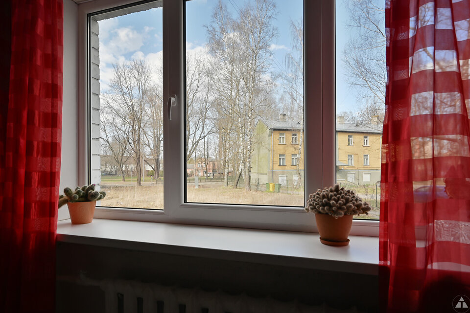 Lilijas iela 9, Rīga