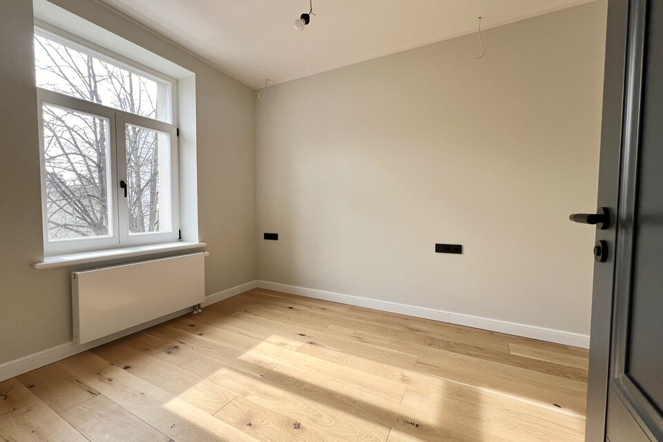 Alauksta iela 7, Rīga