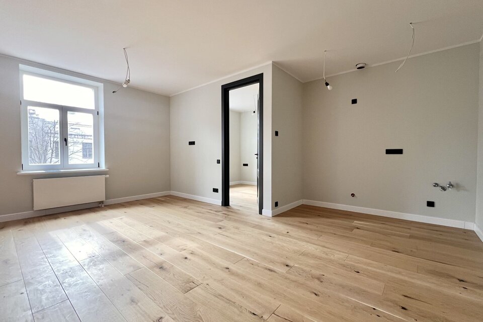 Alauksta iela 7, Rīga