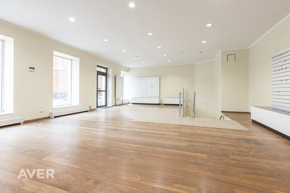 Brīvības iela 117, Rīga