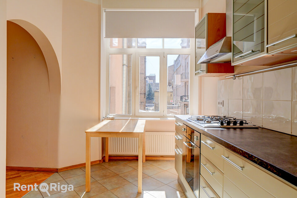 Stabu iela 30, Rīga