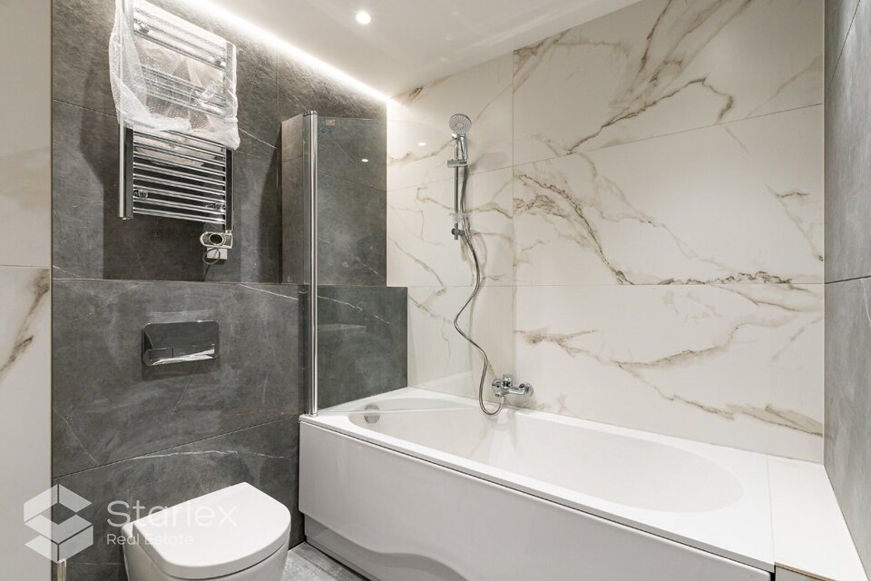 Lielirbes iela 15, Rīga