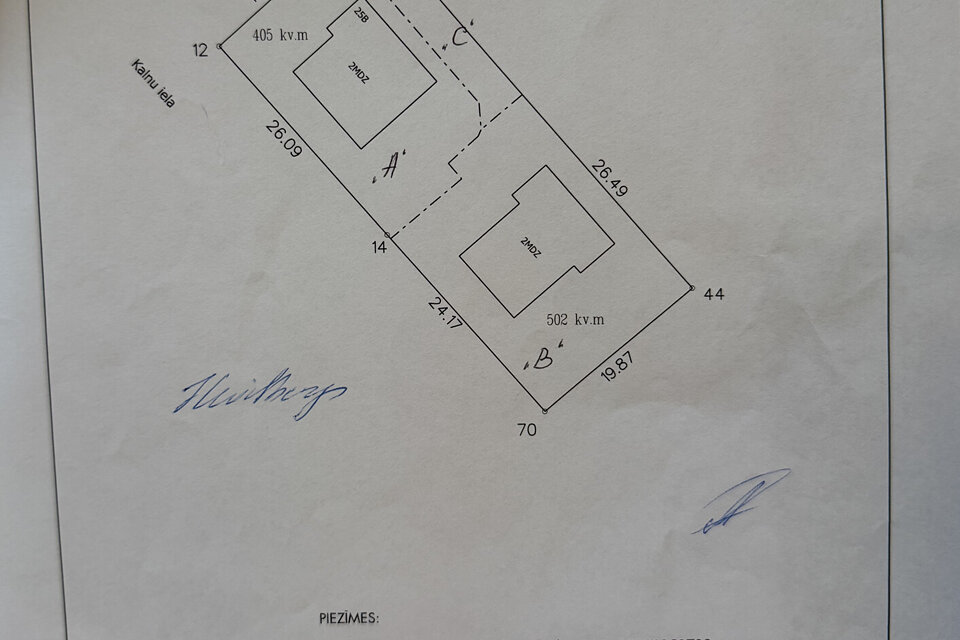 Kalnu iela 25b, Jūrmala