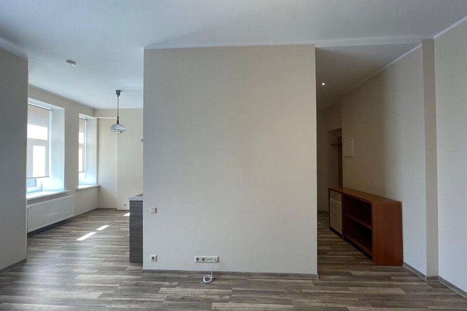 Brīvības iela 102, Rīga