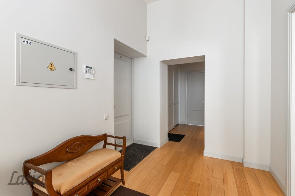 Dubultu prospekts 19, Jūrmala