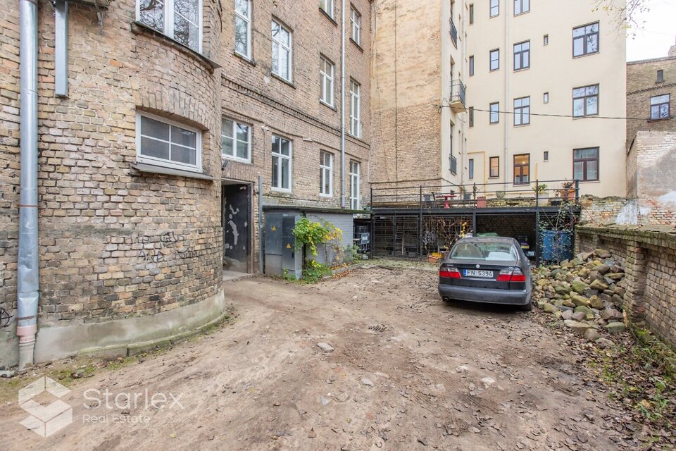 Krišjāņa Barona iela 51, Rīga