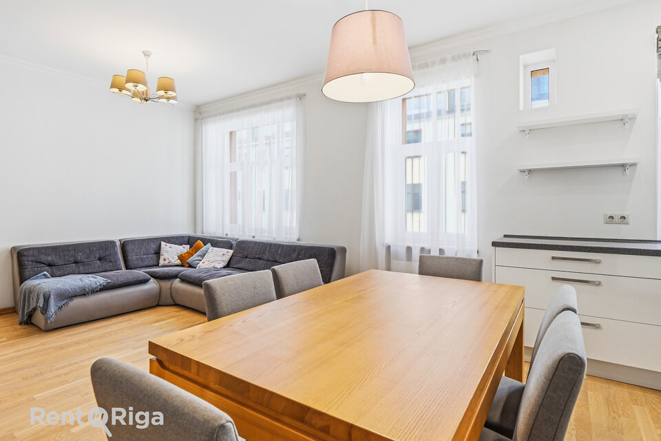 Dzirnavu iela 113A, Rīga