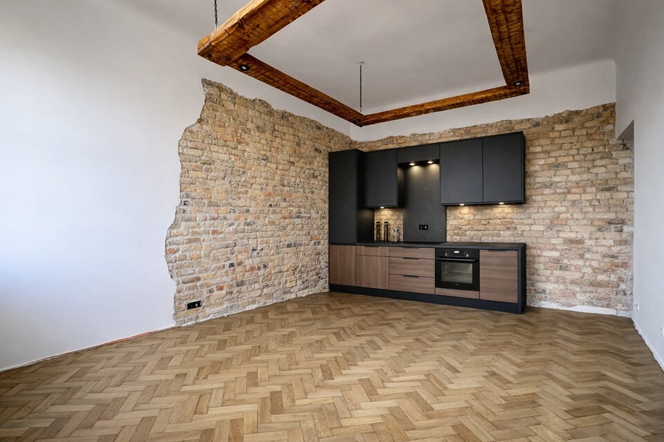 Lāčplēša iela 61, Rīga