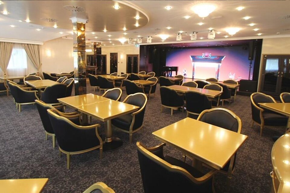 Tērbatas iela 2, Rīga