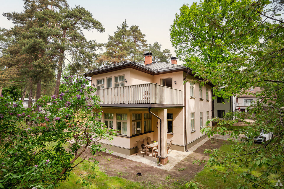 Mātera iela 11, Rīga
