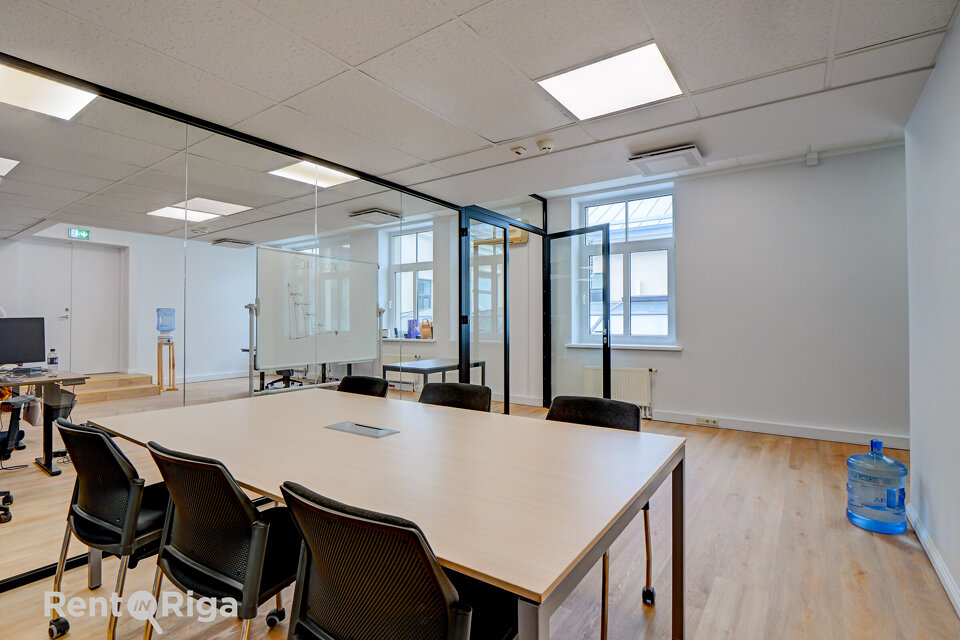 Meierovica 16, Rīga